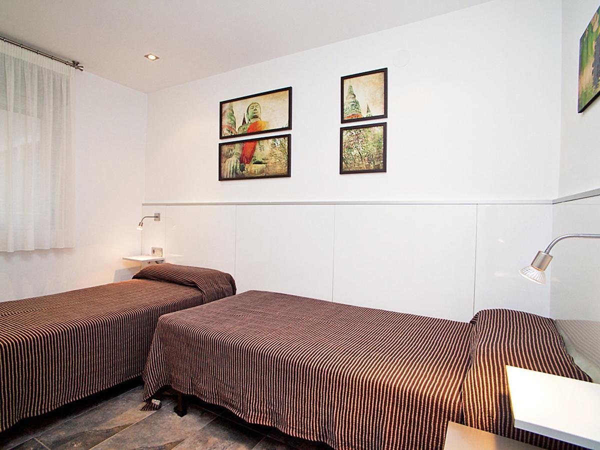 Apartment Dms V By Interhome Villafortuny Rum bild